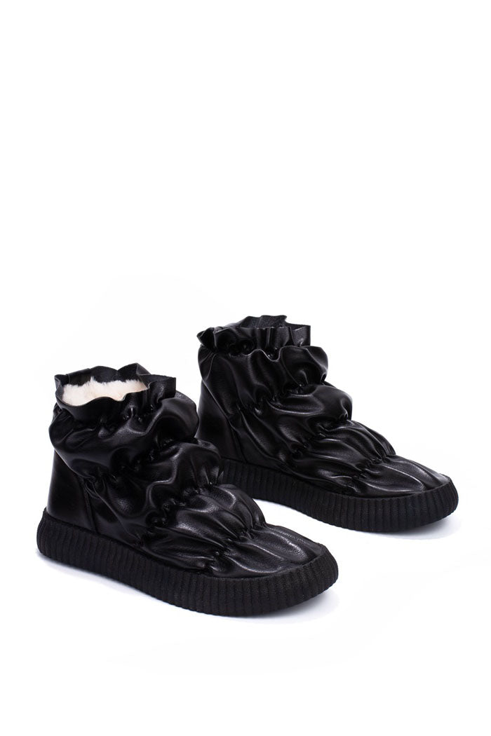 Tahoe With The Girls Metallic Puffer Snow Booties