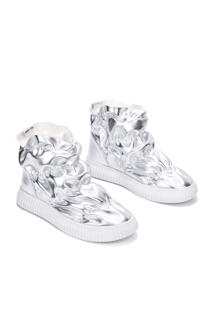 Tahoe With The Girls Metallic Puffer Snow Booties