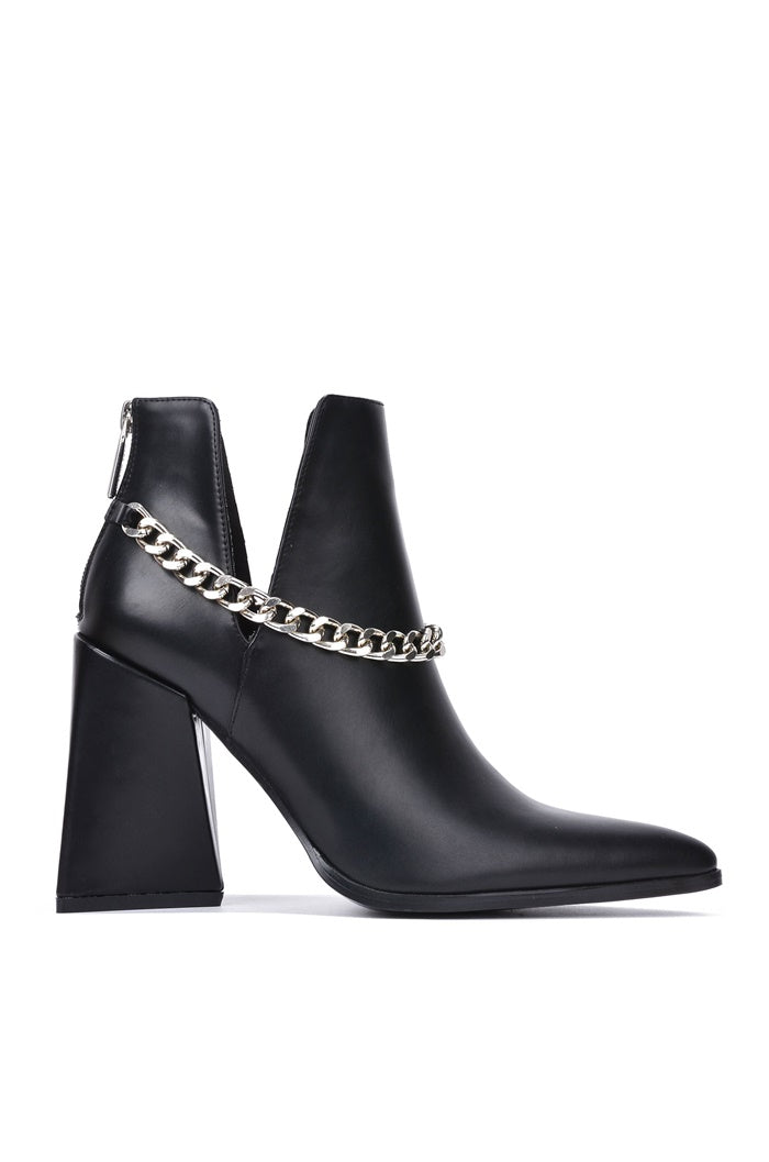 Iva Pointed Toe Ankle Boots
