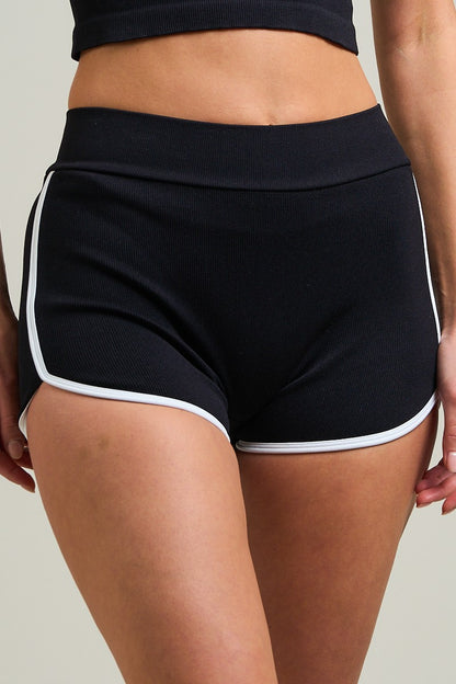 Comfy Peach Seamless Rib Knit Contrast Trim Dolphin Shorts