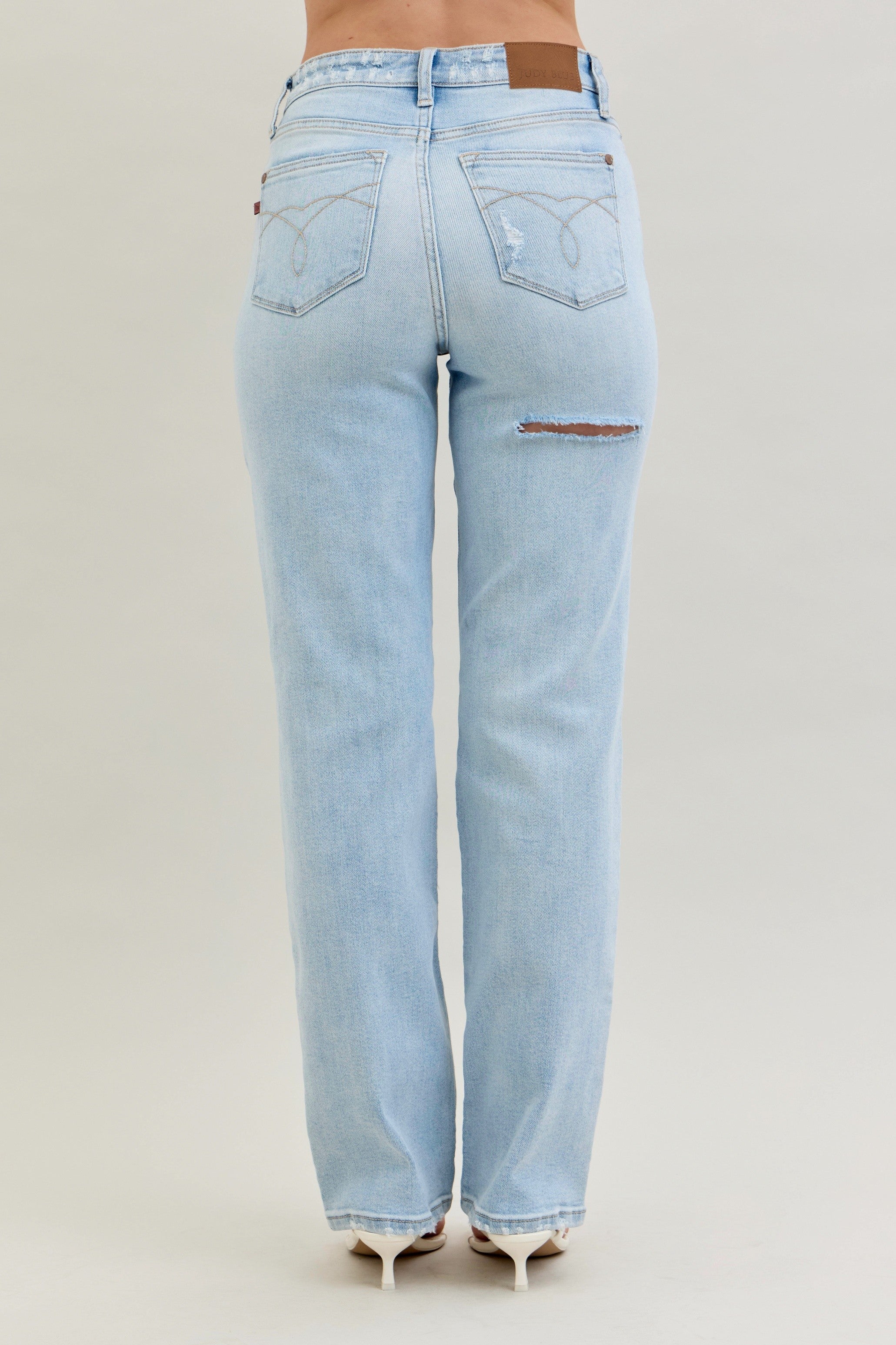 Giselle Distressed Cutout Detail High Waist 90's Straight leg Jeans