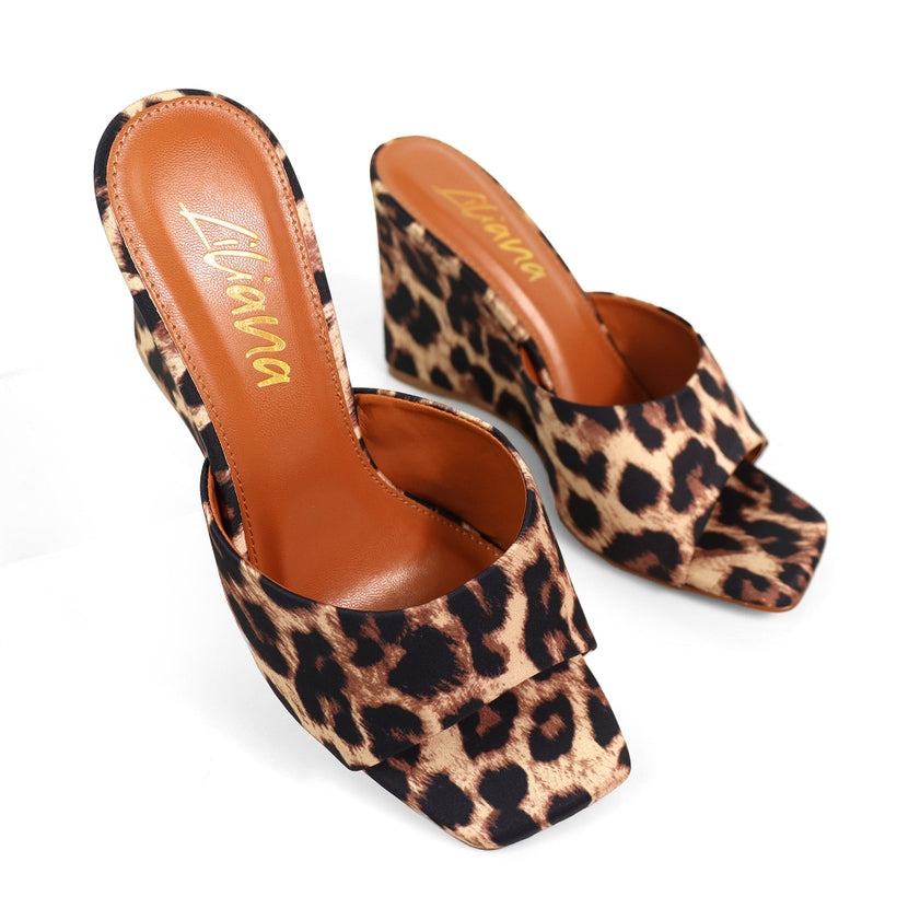 Naomi Peep Toe Square Toe Wedge Sandal